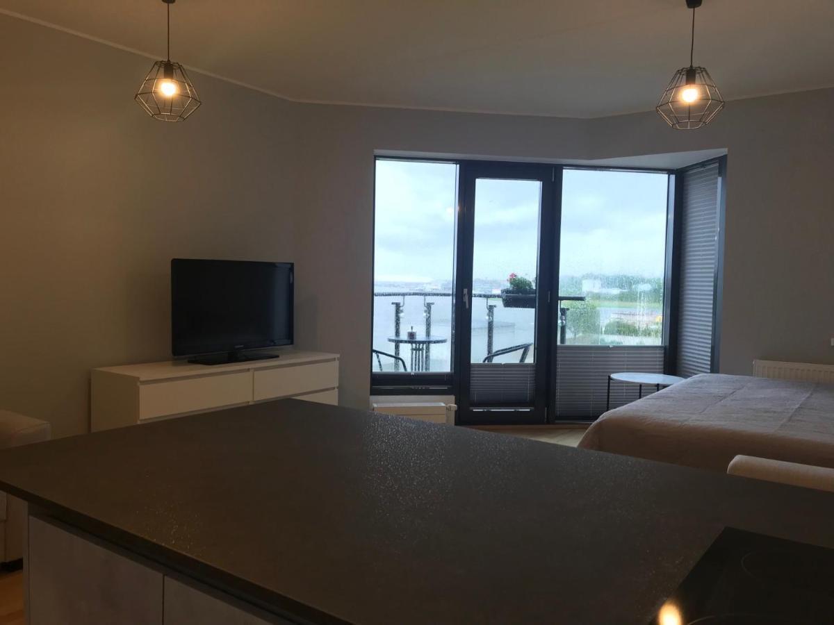 Apartment24 Yacht Club View パルヌ エクステリア 写真